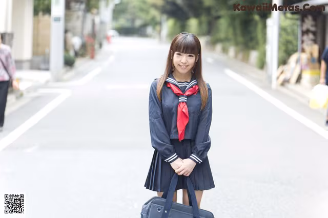 Akari Kiriyama - Hartlova Pissing String
